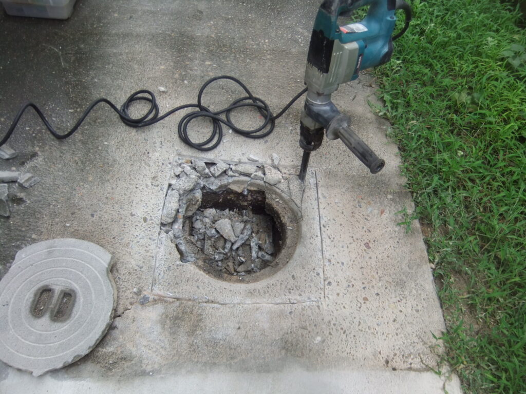 刈谷市桝ハツリ