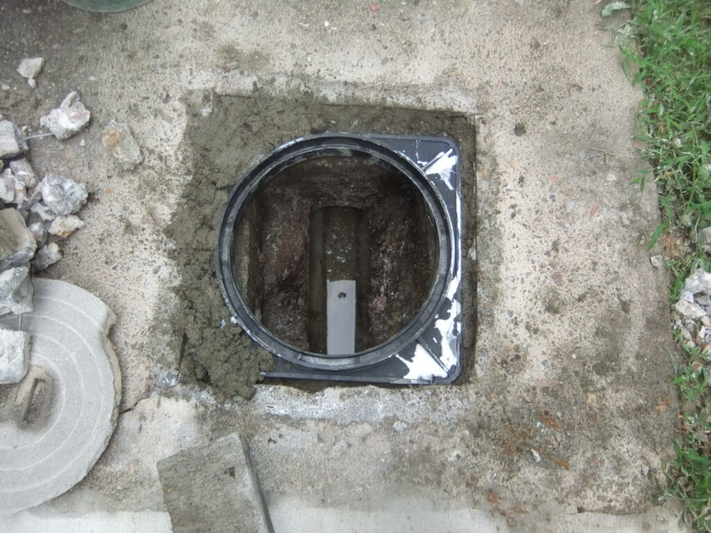 桝モルタル打設